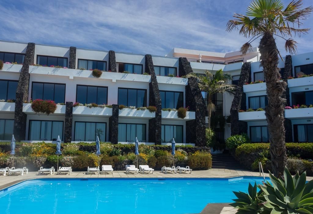 Mission Hills Ca >> Hotel Caloura Mission Hills Ca >> Hotel Caloura