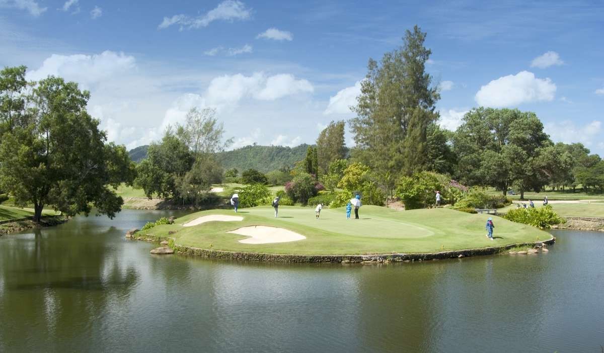 Phuket Country Club