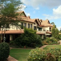 Oliver's Restaurant & Lodge